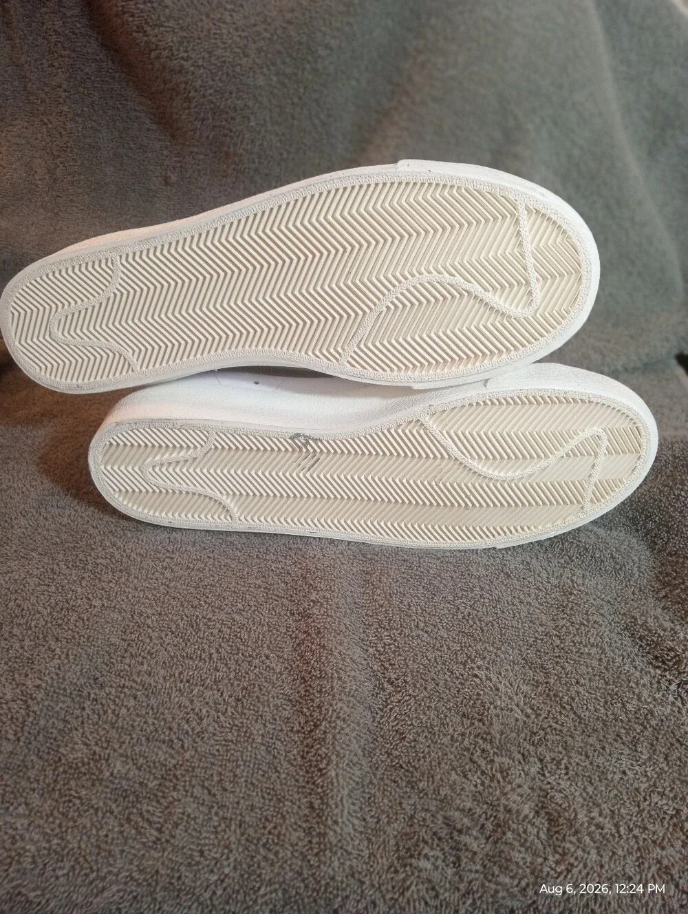 Nike Blazer Mid 77 White Black Women's Size 12 US / Mens Size 10.5 New No Box